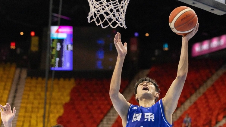 广东队赢得开门红！十五运会U22男篮在香港开赛