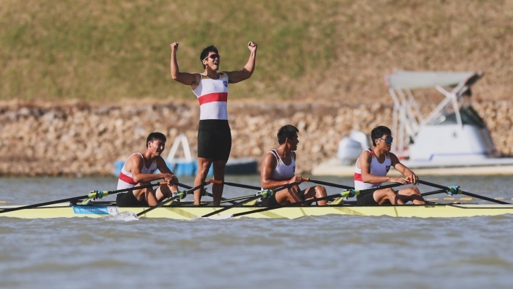 力与美的较量，“水陆空”的对决｜十五运会每日图片（11.10）