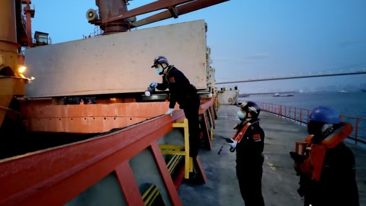 客货两旺！广州边检查验出入境人员已超去年总量