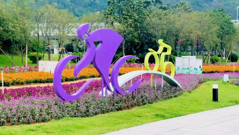 Ride through Hengqin! Zero-threshold access to race-track scenery