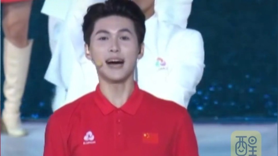 全运会开幕式帅气领诵员，原来是佛山学子！