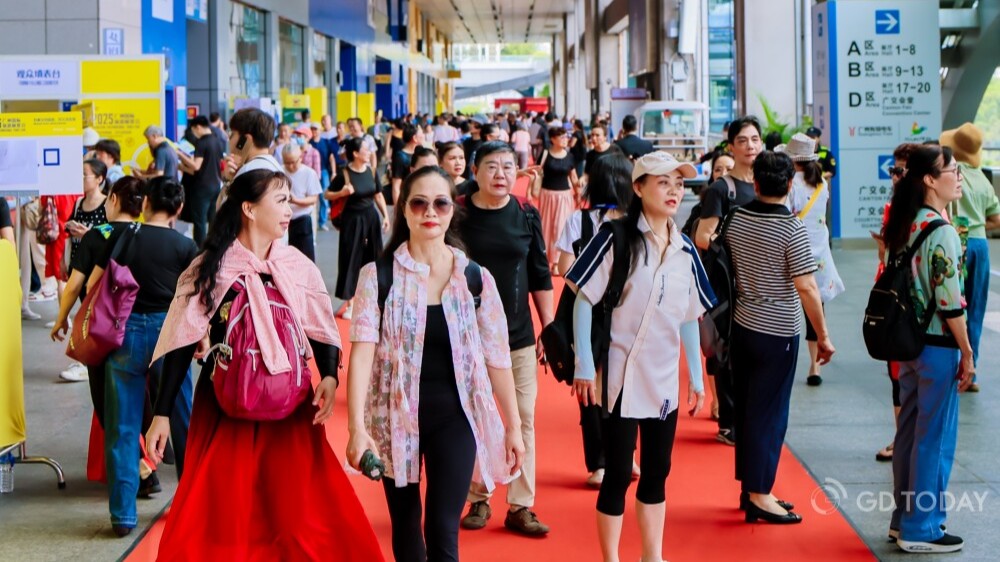Guangdong showcases China's hottest travel market at 33rd Guangzhou Int'l Travel Fair