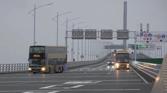 单日6.8万人次！港珠澳大桥珠海公路口岸出入境客流创三年来新高