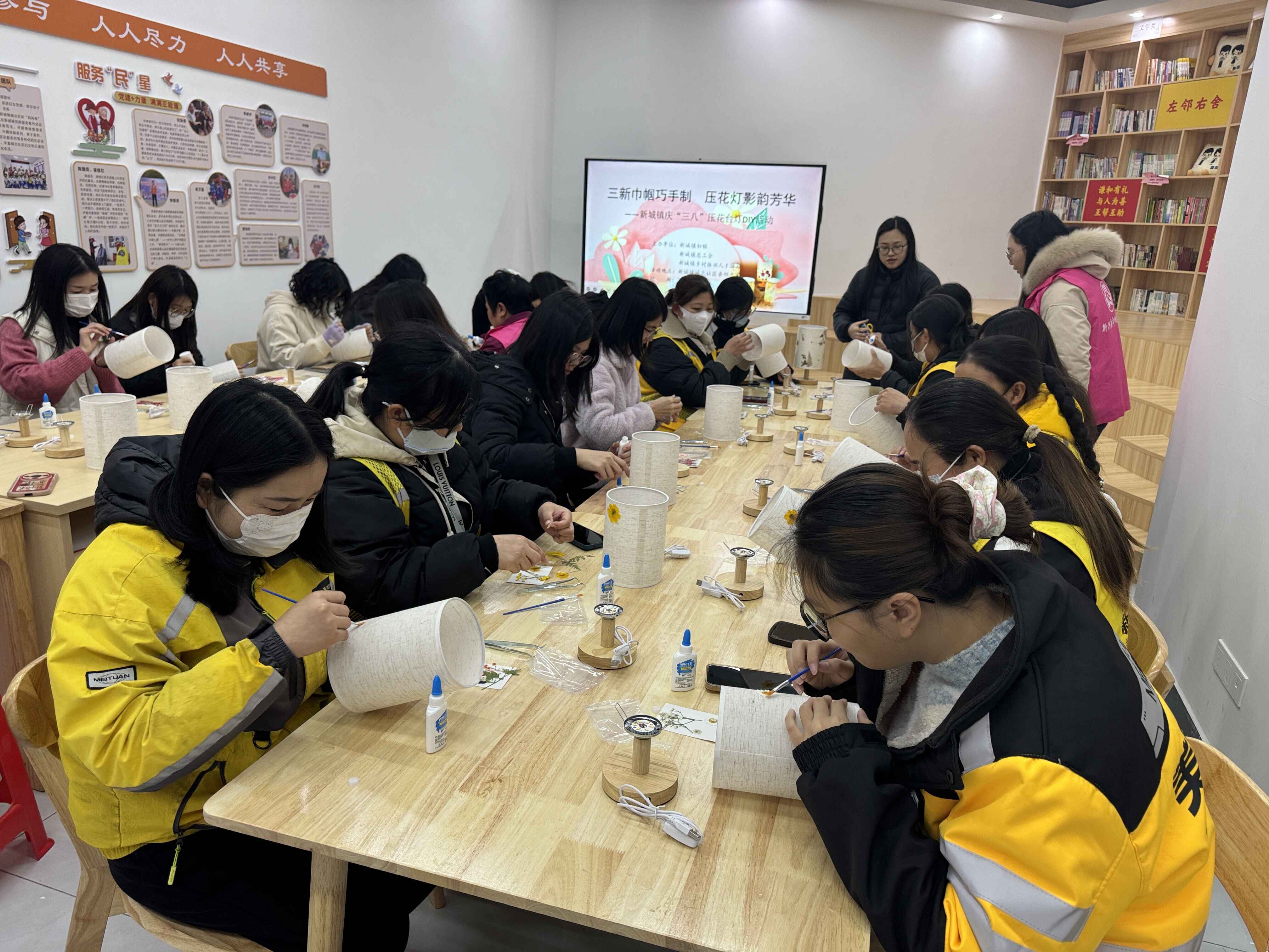 新兴县新城镇开展2025年庆“三八”国际妇女节系列主题活动