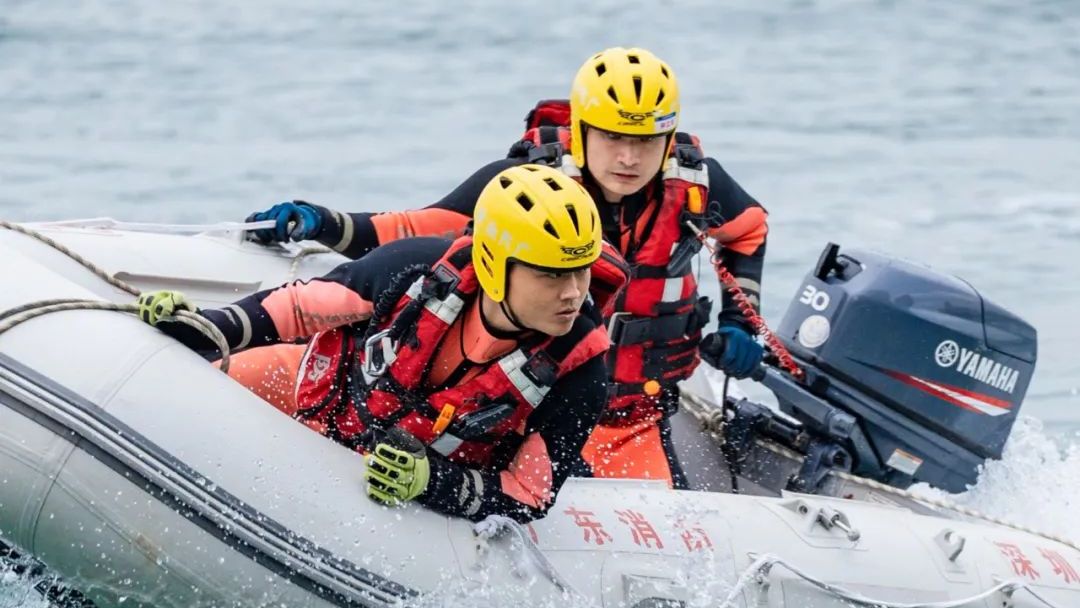 广东招录550名消防员！快来报名→