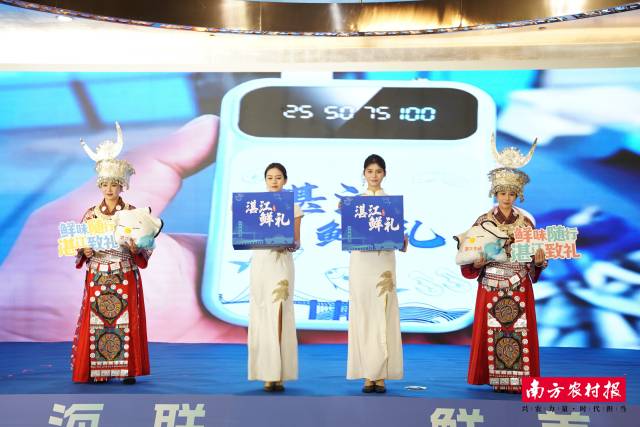 活动现场。 活动现场。