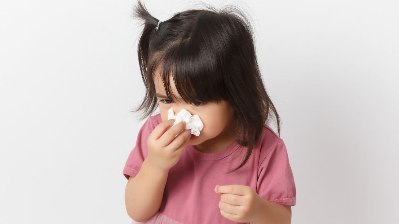 比流感还缠人？这个秋冬娃喘憋的“元凶”，很多家长都认错了