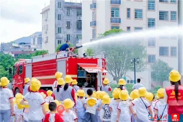 清远消防在幼儿园开展消防安全宣传