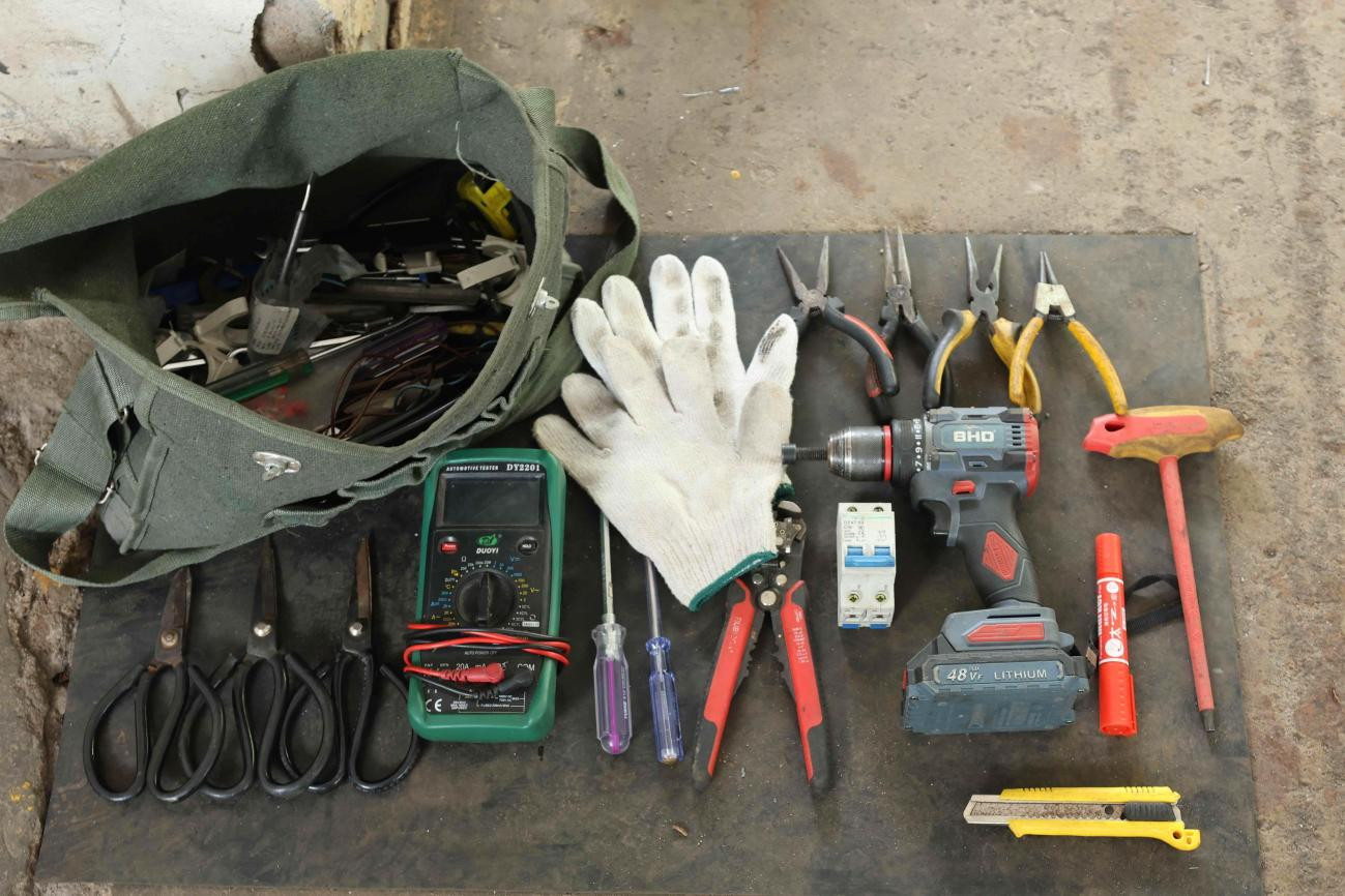 梁伙辉的工具“百宝箱”