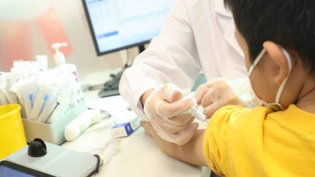 秋天第一支疫苗！国内首款四价亚单位流感疫苗广东开打