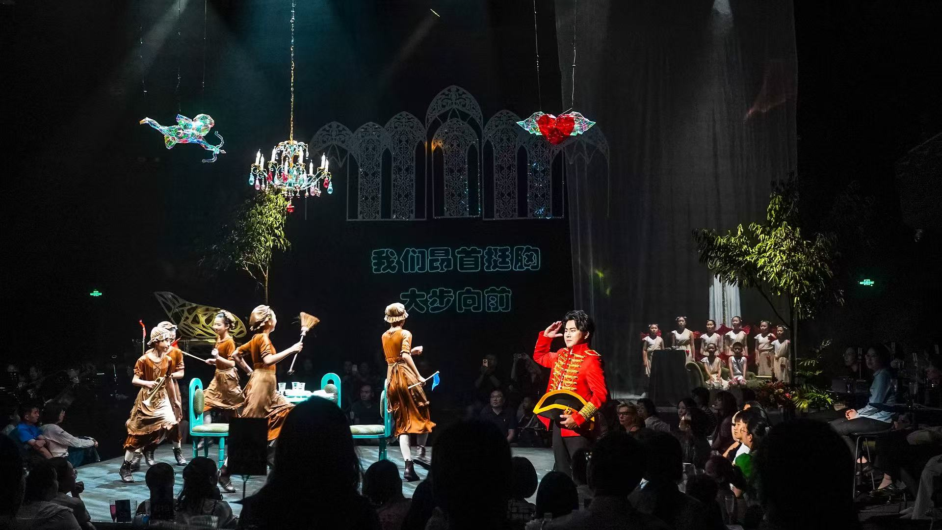 歌剧“广州模式”出圈，沉浸式喜歌剧《神奇医生》打造“演艺+文旅”新场景