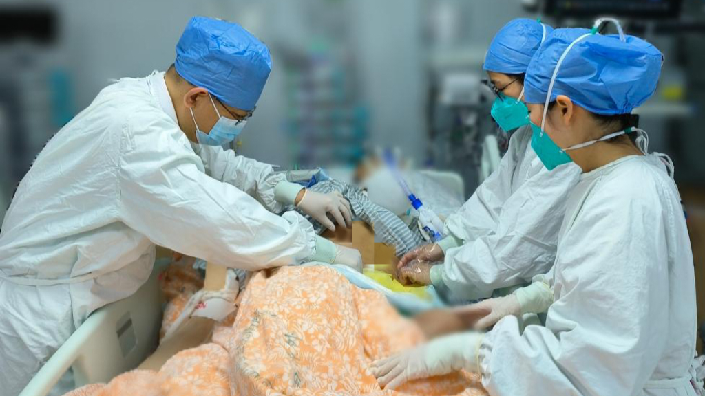 First laparoscopic-assisted whole liver transplantation in South China