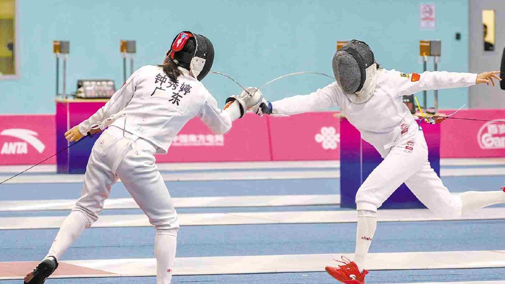 十五运会现代五项比赛开赛 “新老五项”同场竞技成绝响