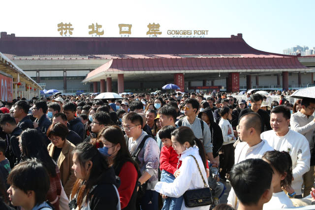 春节前五天，珠海边检总站查验量创历史峰值