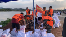 【清远】抗洪一线党旗飘丨洪峰“悄悄过”?是他们全力守护了平安! 【清远】抗洪一线党旗飘丨洪峰“悄悄过”?是他们全力守护了平安!