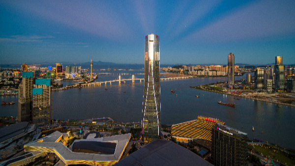 贯彻“一国两制” 坚持依法治澳 保持澳门社会稳定和经济发展