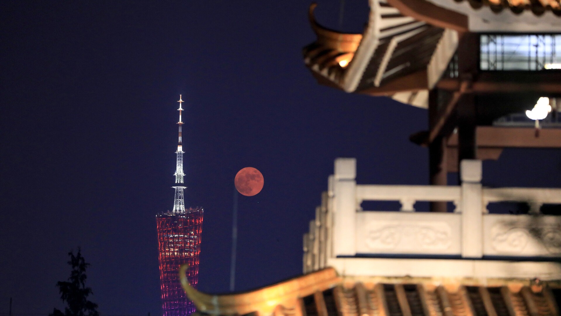 Best time to admire Mid-Autumn full moon in Guangzhou