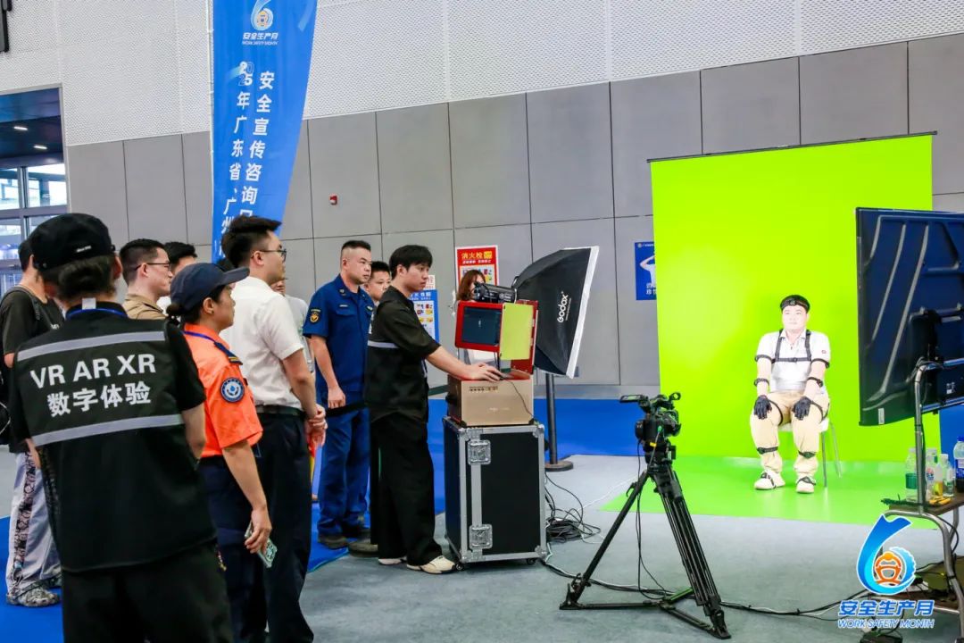 直播间.jpg