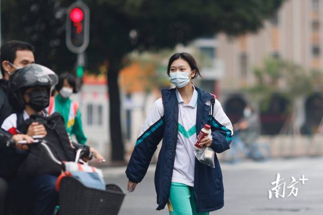 南方+ 梁钜聪 拍摄