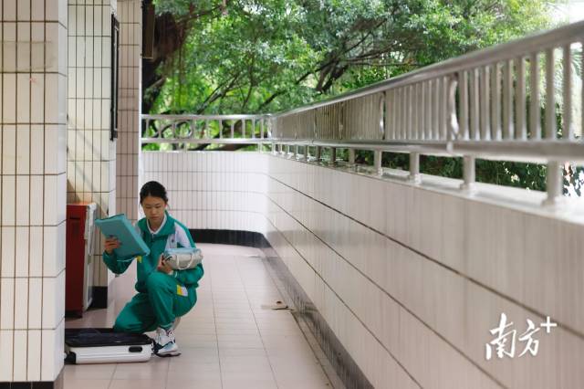 南方+ 梁钜聪 拍摄