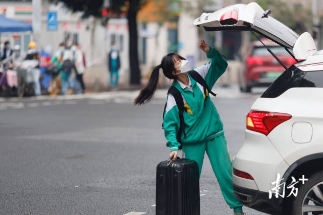 南方+ 梁钜聪 拍摄