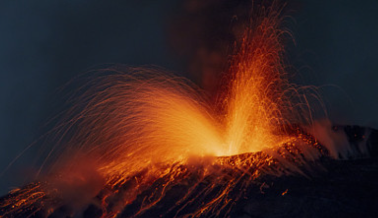 现货黄金，史上首次涨破4600美元