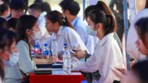 岗位多、“薪”意足、人气旺!2024年“南粤春暖”大型招聘会开启双向奔赴模式 岗位多、“薪”意足、人气旺!2024年“南粤春暖”大型招聘会开启双向奔赴模式
