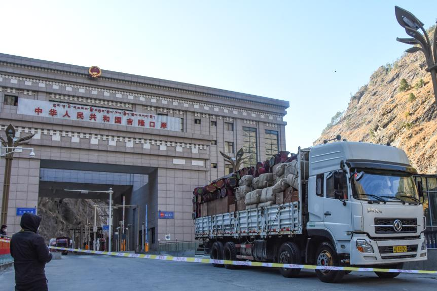 Cross-border passenger road services to resume