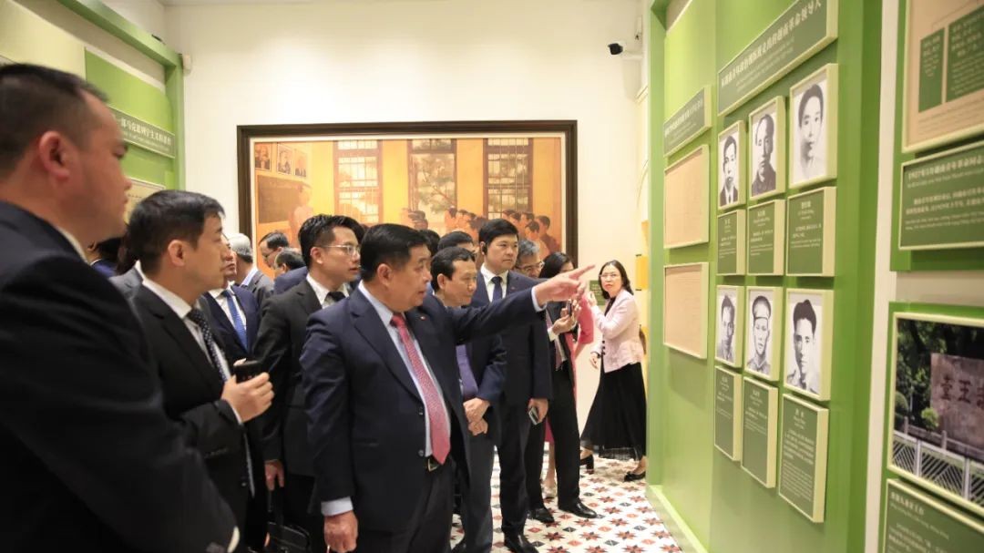 Deputy Prime Minister of Vietnam visits Guangzhou