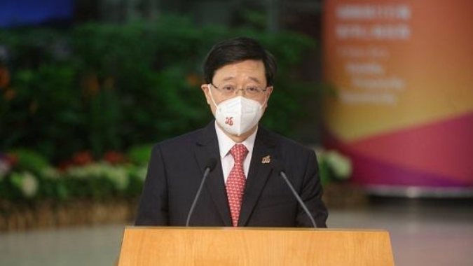 李家超首次出席行政长官答问会:香港不应妄自菲薄 李家超首次出席行政长官答问会:香港不应妄自菲薄