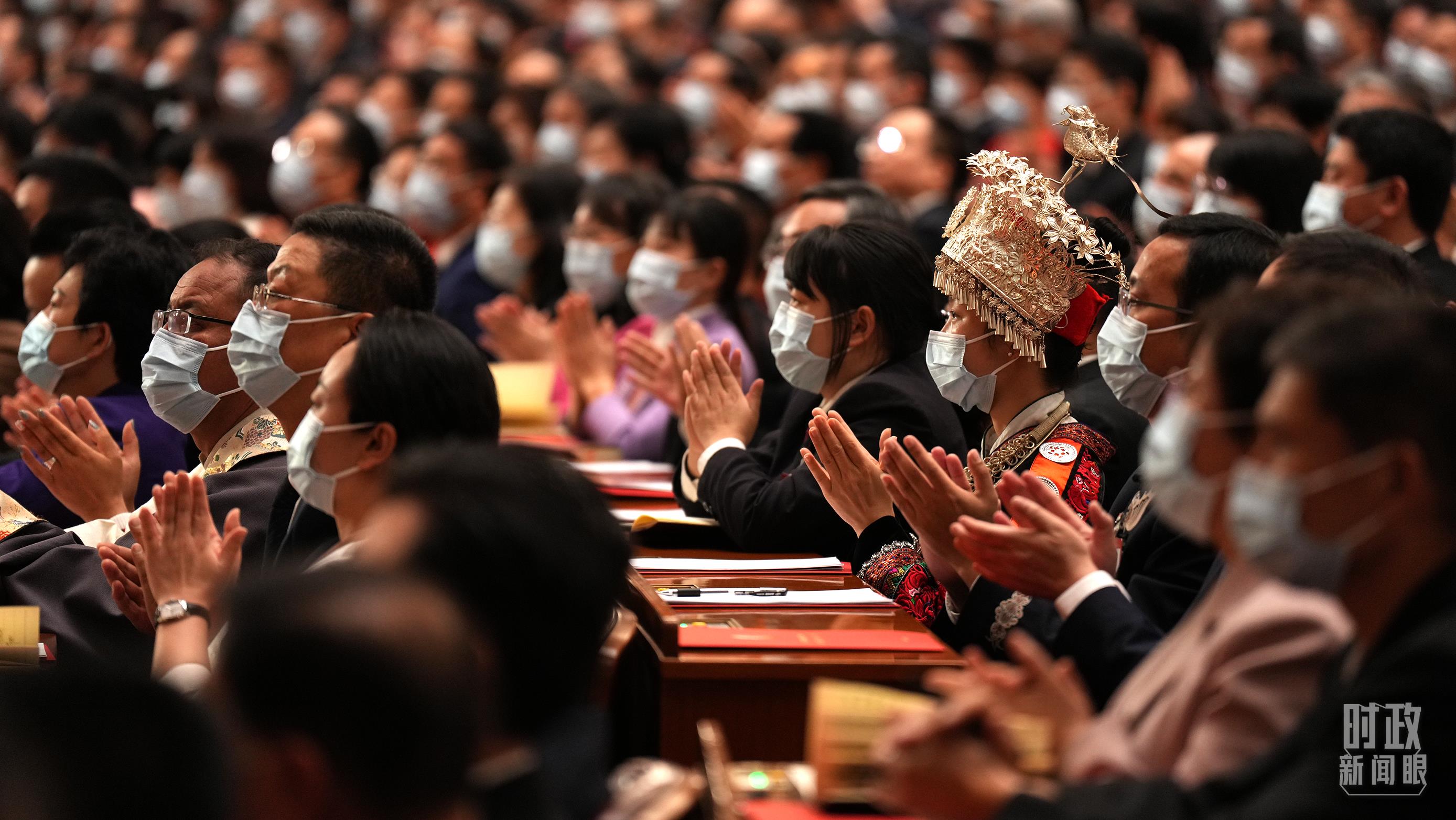 △ 十四届全国人大一次会议闭幕会现场。（总台国广记者李晋拍摄）