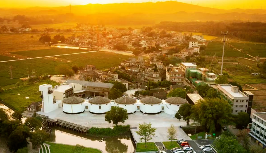 中央文明办点赞江门这个村！年轻人“唱主角”，9户空心村变千人热闹墟！