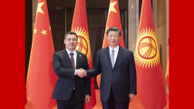 习近平同吉尔吉斯斯坦总统扎帕罗夫会谈 习近平同吉尔吉斯斯坦总统扎帕罗夫会谈