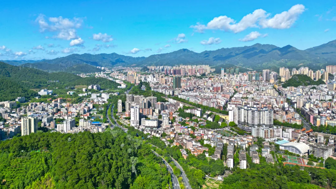 Yunfu's air quality rated excellent 94.5% of time in first half of 2025