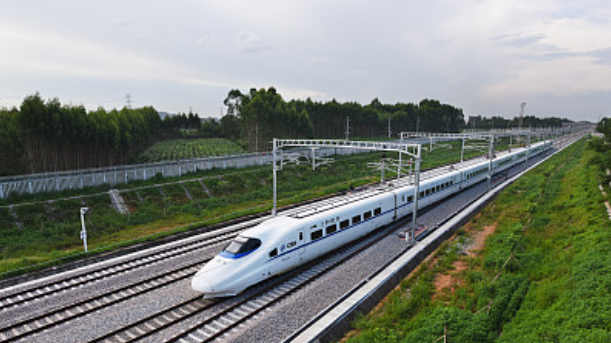 近400亿人次！1至7月我国交通出行火热