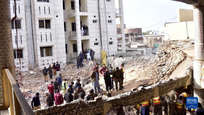 巴基斯坦西北部爆炸袭击死亡人数升至100人