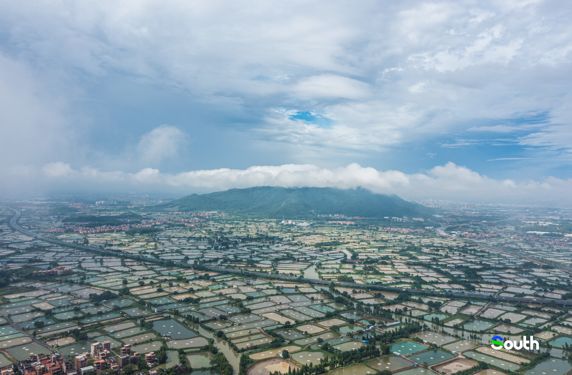 Caption 4:Xiqiao Mountain