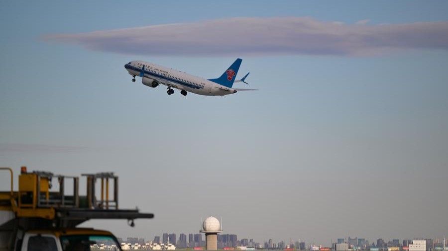 China's civil air transportation hits new record in August