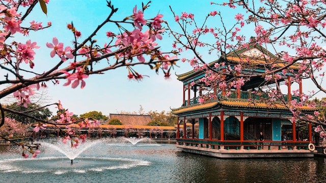 中秋国庆假期广州天气如何？前期多雷雨，中后期适宜出行