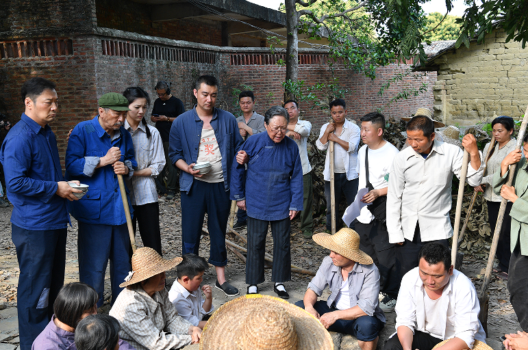 《情系长岗坡》剧组深入云浮采风 共同讲好云浮故事