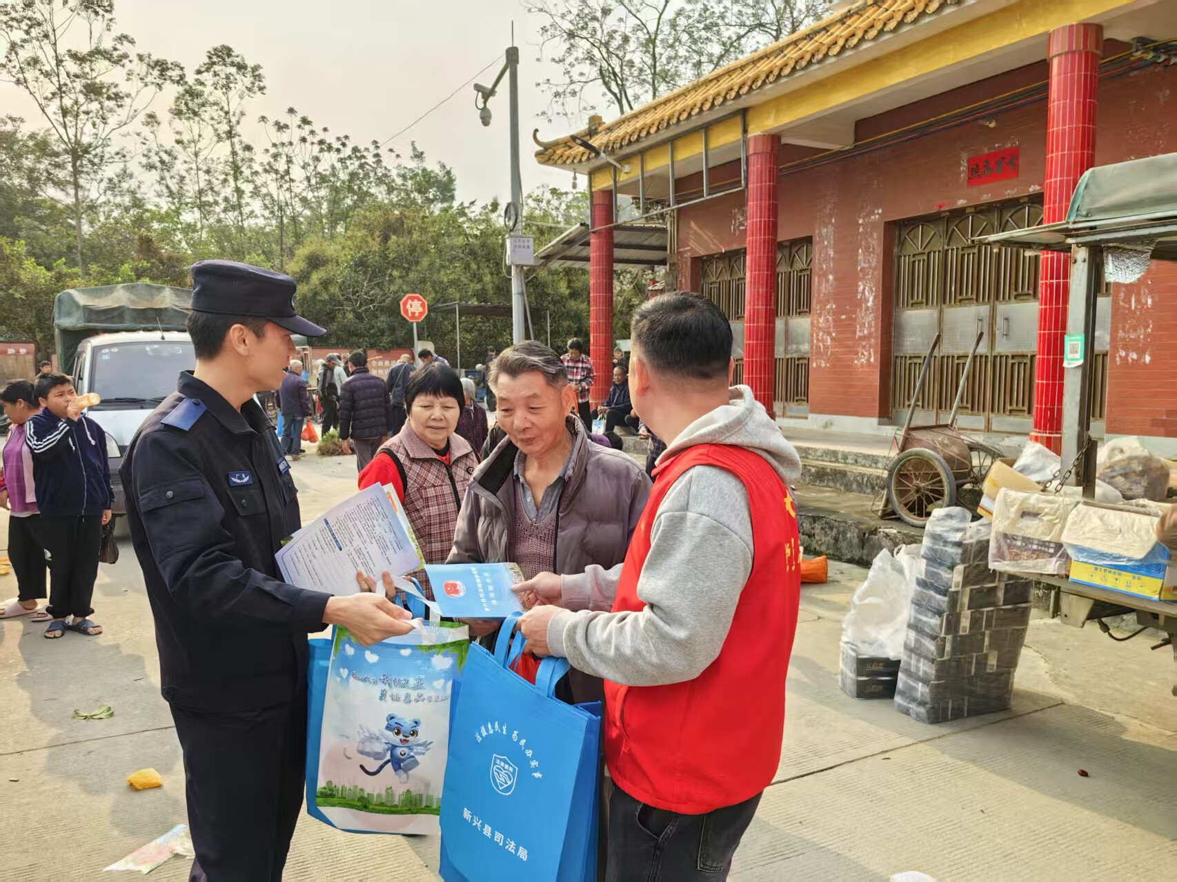 新兴大江：全民反邪 聚力护平安