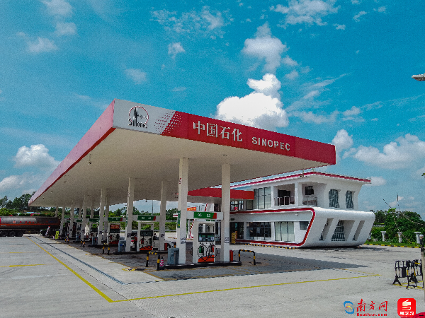 香港加油站服务怎样 7a02196bf4.jpg?r=0.35579706376806786