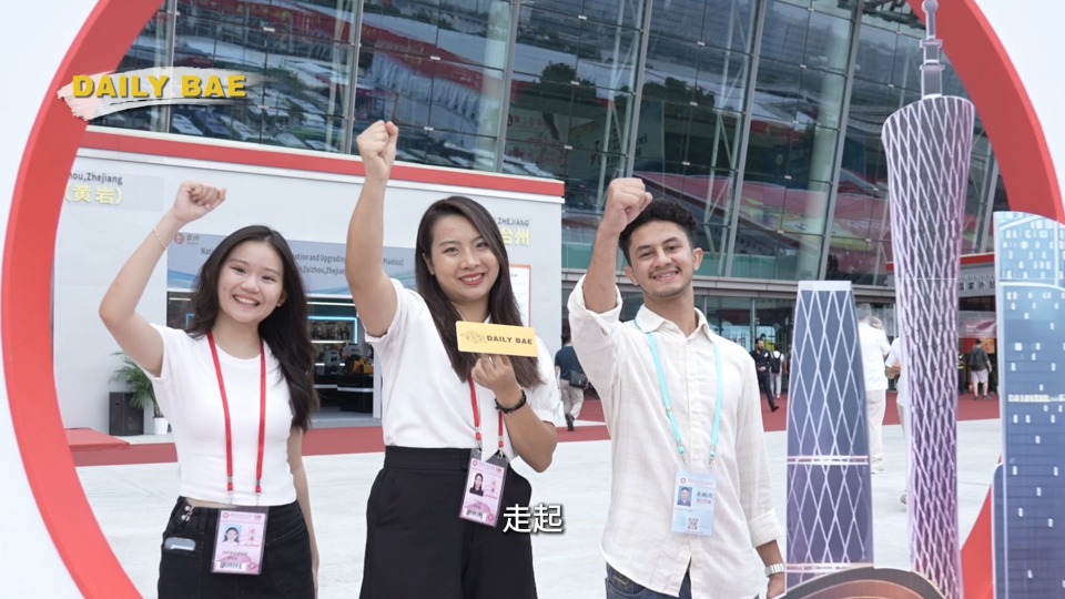 First-time seller experience at the Canton Fair! See what hot-selling products international students found!