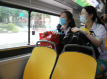 4月23日10时起,广州市白云区6个地铁站点和182个公交站点恢复运营 4月23日10时起,广州市白云区6个地铁站点和182个公交站点恢复运营