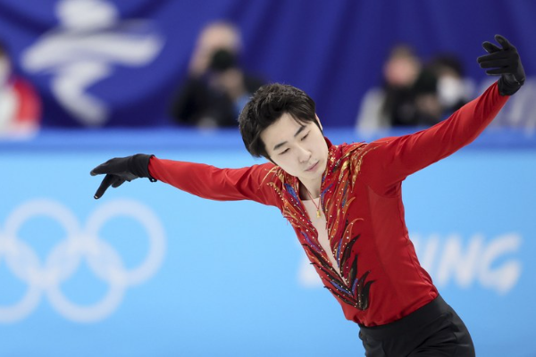 China's figure skater Jin Boyang overcomes doubts at Beijing 2022