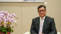 邓炳强:2025年前至少培训约2600位社区导师,协助推广国安教育活动 邓炳强:2025年前至少培训约2600位社区导师,协助推广国安教育活动