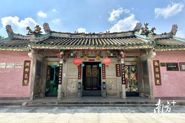 当地群众筹资100多万元将原有的祠堂升级为王天性纪念馆。