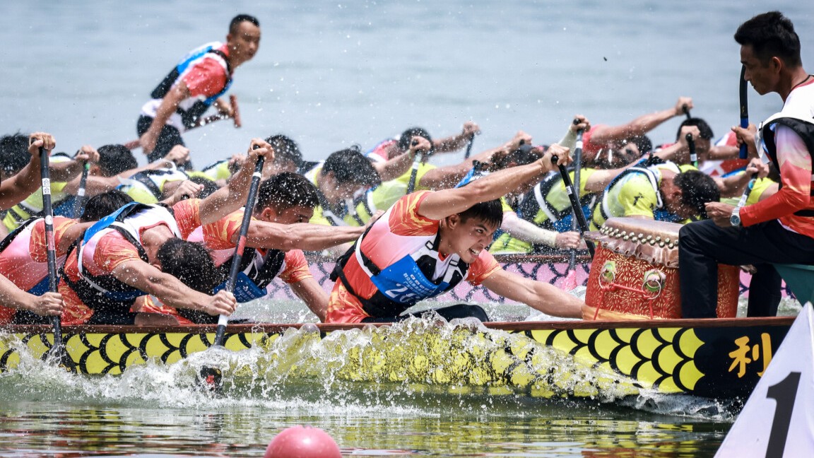 23支劲旅仙湖逐浪！十五运会龙舟决赛开桨，千年水乡上演速度对决