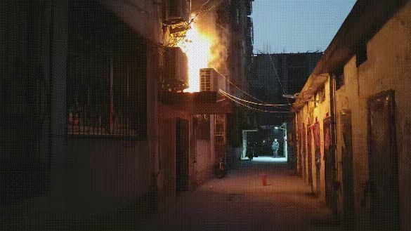 噼里啪啦！你家的电表箱正在”抗议”！三伏天这些信号速查！