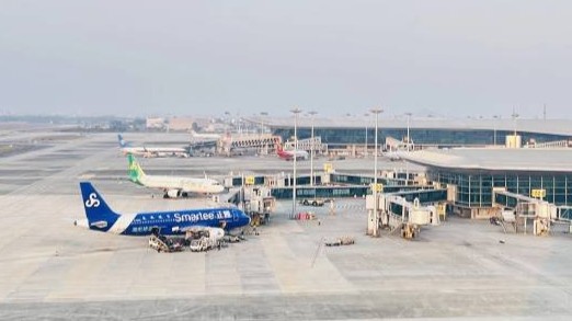 揭阳潮汕机场跑道被雷劈坏致多航班延误 目前已完成抢修